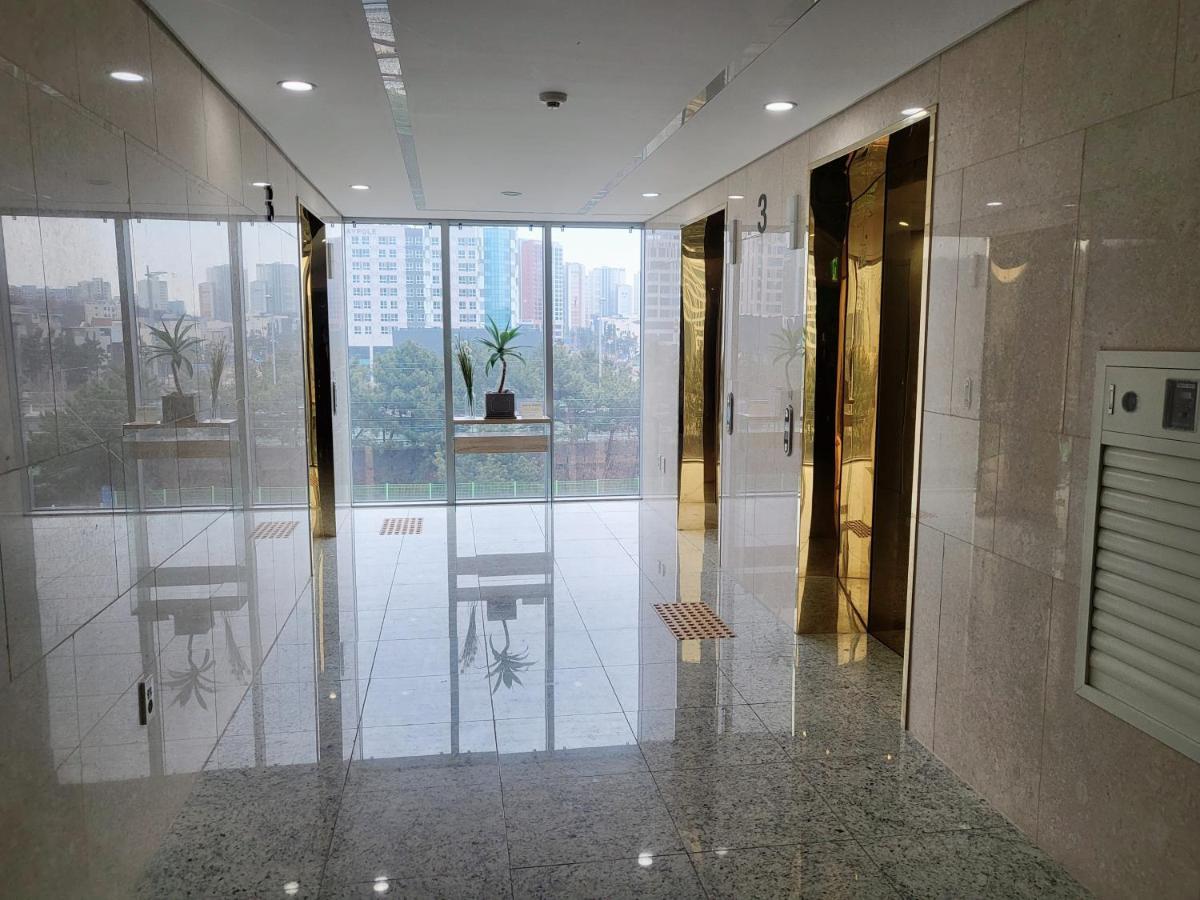 Hotel Tour Incheon Airport Hotel & Suites Eksteriør billede